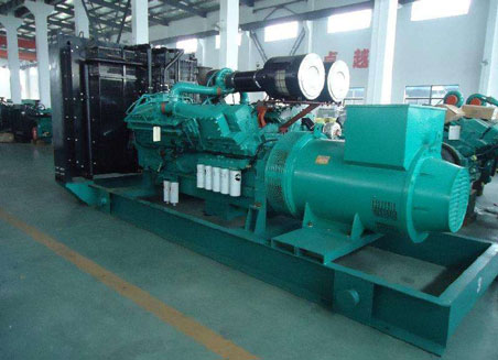 富拉尔基800kw康明斯柴油发电机组
